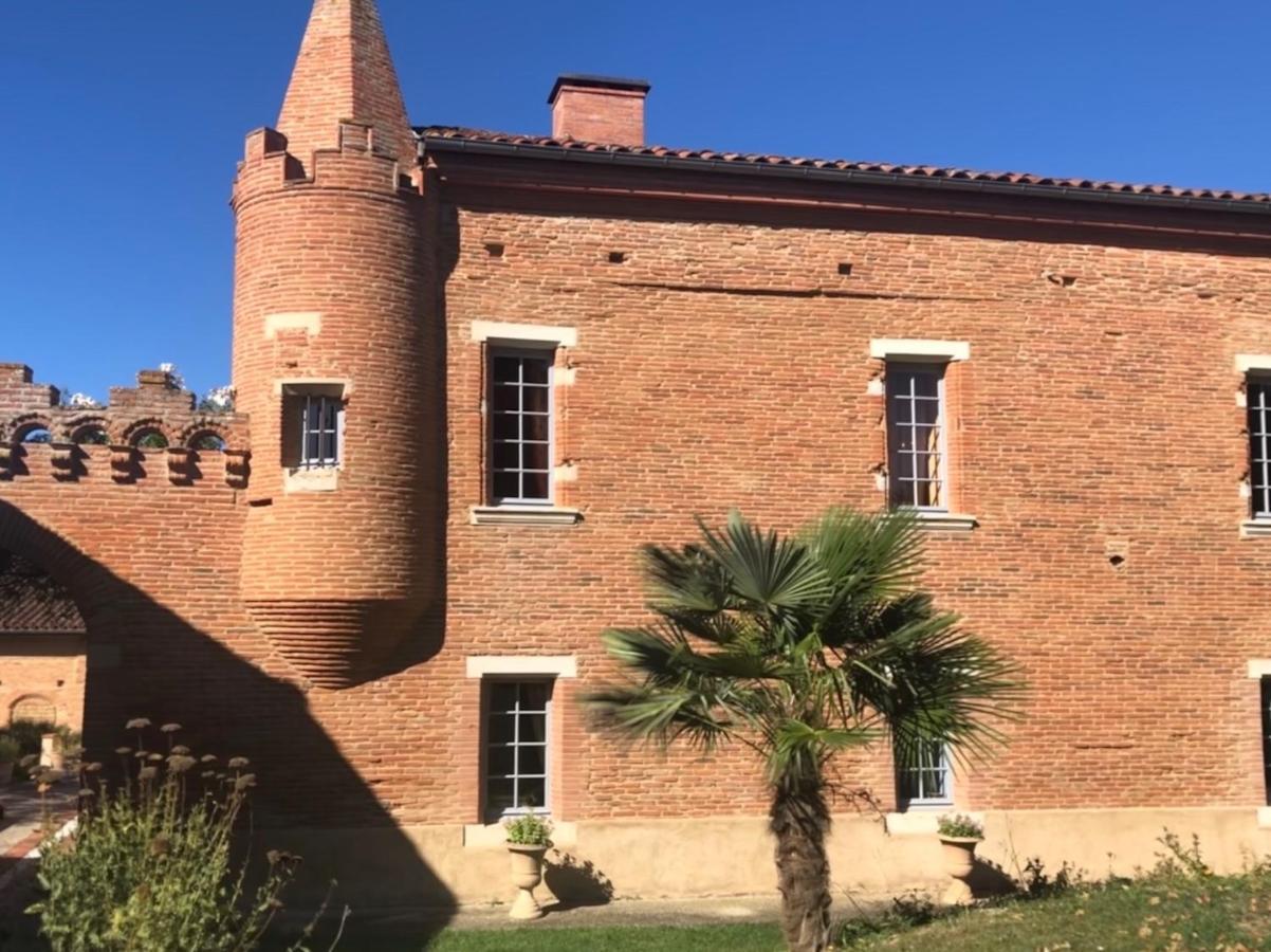 Manoir Du Bouyssou Bed & Breakfast *