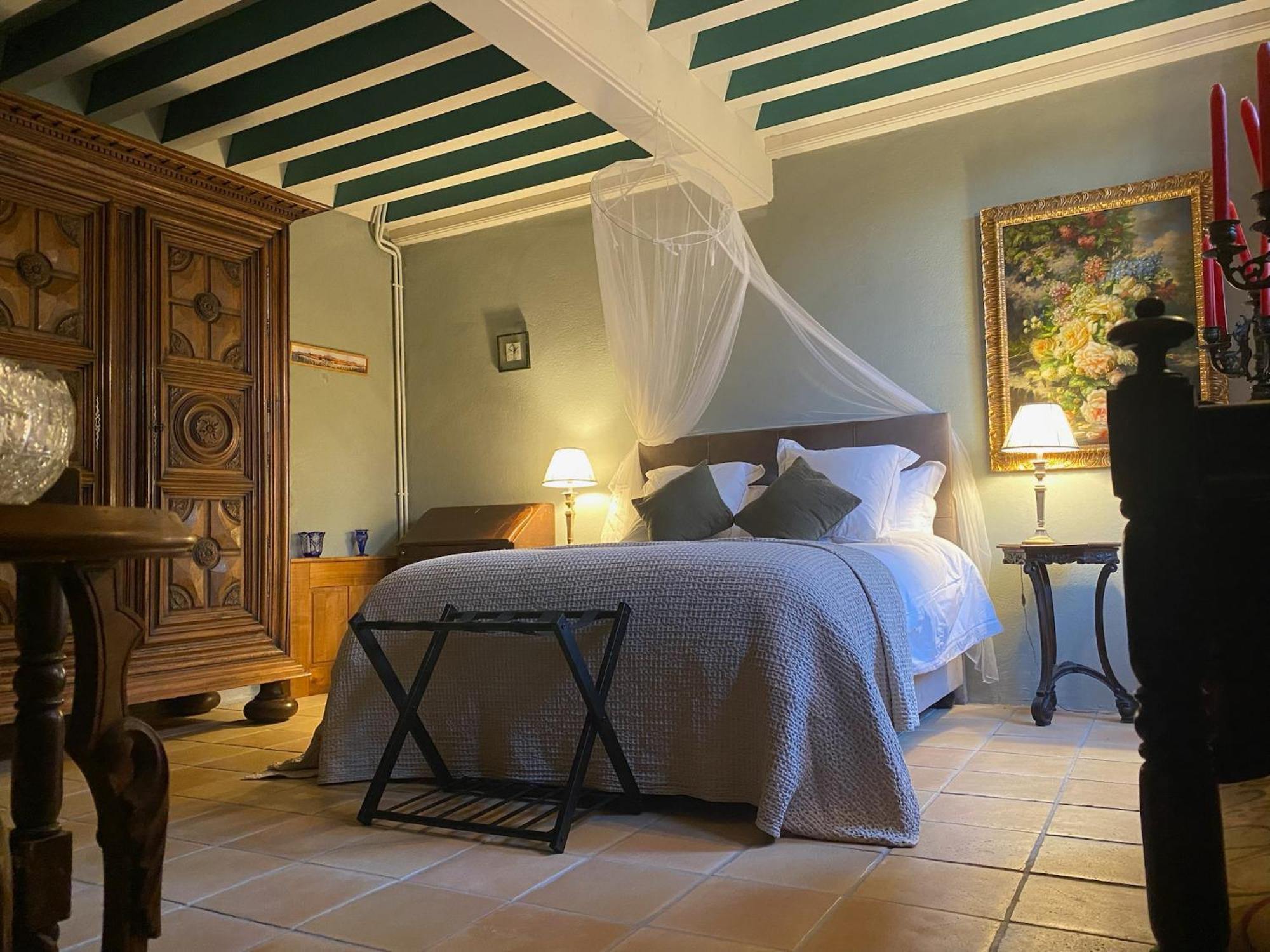 Manoir Du Bouyssou Bed & Breakfast *