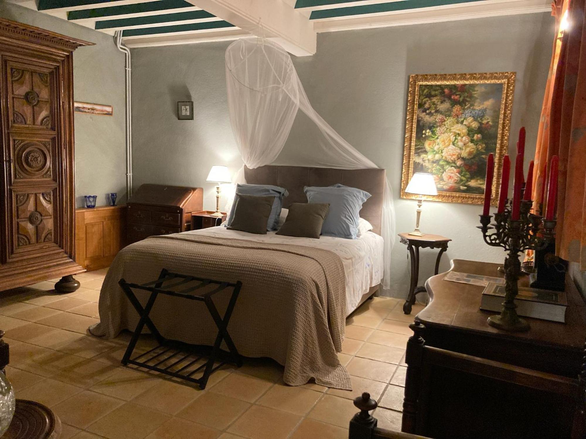 Manoir Du Bouyssou Bed & Breakfast *